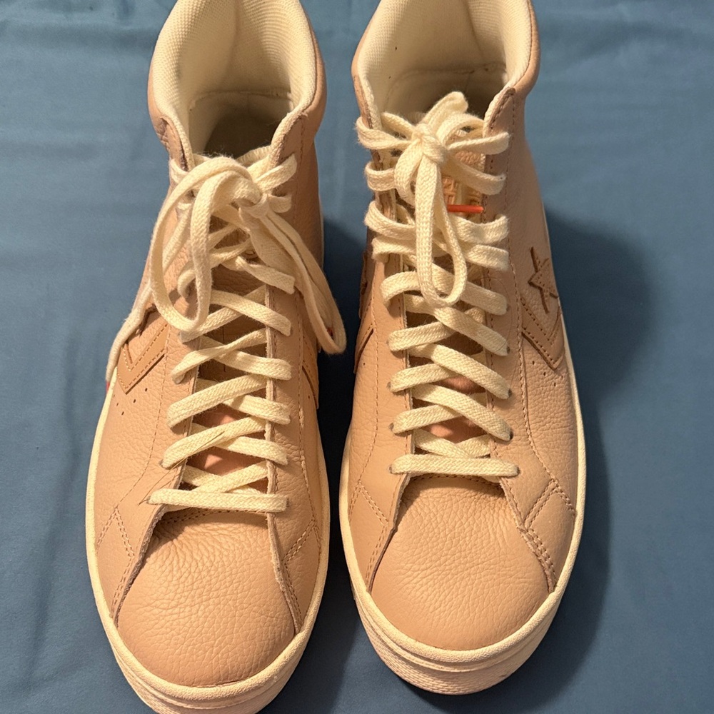 Converse High-Top Sneakers in Light Pink